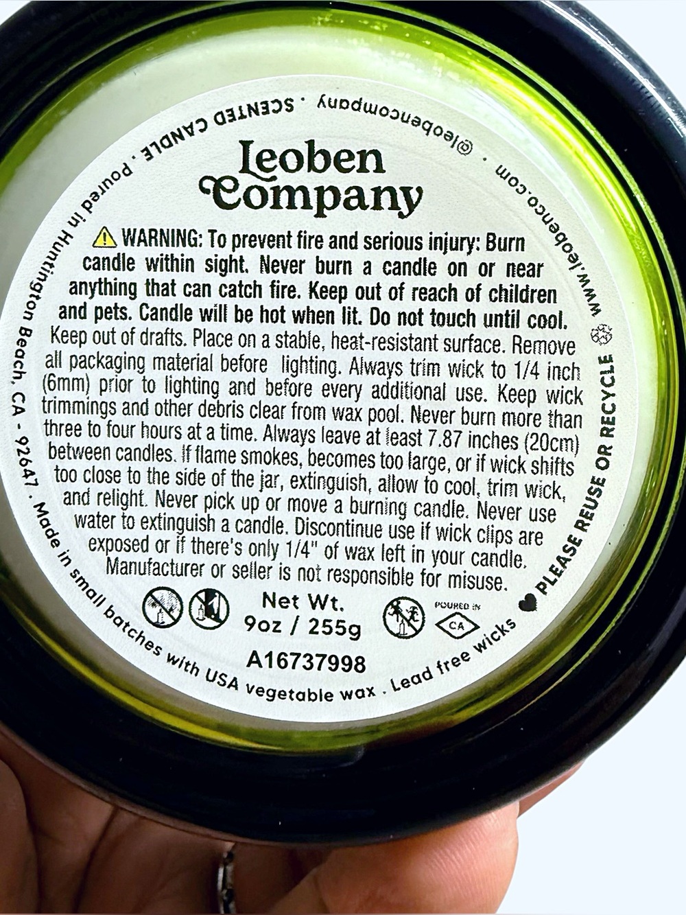 Leoben Company Tomato Garden Scented Candle - Green Glass Jar - Picture 4 of 5